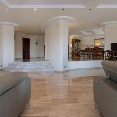 Villa Buccara Bora *