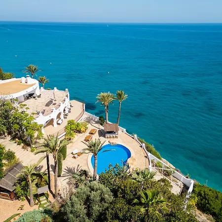 Buccara Bora Villa *